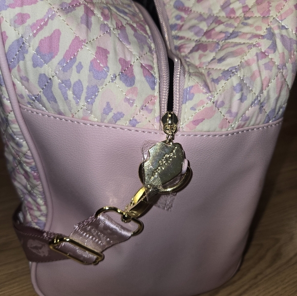 Betsey Johnson Weekender Duffle Bag - Picture 4 of 7